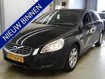 Volvo V60 1.6 T3 KINETIC Navi  Pdc  Lm  Ecc