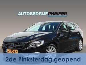 Volvo V60 1.6 D2 Aut. Summum  Leder interieur  Full map navigatie  Stoelverwarming  Pdc  Trekhaak  Tel. blueto