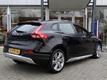 Volvo V40 D2 Aut. Summum | Navi | Leder