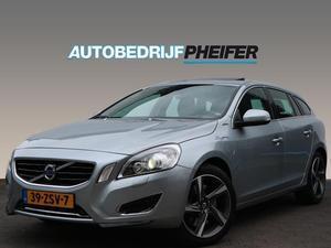 Volvo V60 2.4 D6 285pk AWD Plug-in Hybrid Summum  0% bijt.  Ex Btw  Sportstoelen  Leer  Schuifdak  Stoelverwar