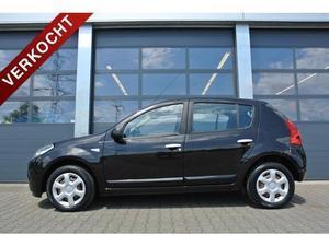 Dacia Sandero 1.2 16V 75pk BLACKLINE AIRCO