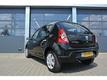 Dacia Sandero 1.2 16V 75pk BLACKLINE AIRCO