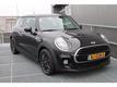 Mini Cooper 1.5 Serious Business Airco  Navi  Cruise