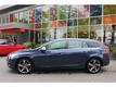 Volvo V60 1.6 T3 R-DESIGN   NAVI   AIRCO-ECC   CRUISE CTR.   PDC   TREKHAAK   LMV 18`   * APK 04-2018 *