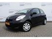 Toyota Yaris 1.0 VVTI ACCES * NOW OR NEVER DEAL * Airco  Cv  Elektr. ramen .