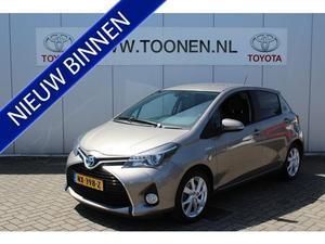 Toyota Yaris 1.5 HYBRID DYNAMIC