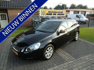 Volvo V60 1.6 DRIVE KINETIC 115 Pk Automaat Half Leder Lmv Pdc 6-Bak enz.