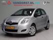 Toyota Yaris 1.3 VVT-i Cool 5-deurs | Airco | Radio CD-speler | Trekhaak