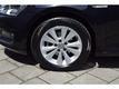 Volkswagen Golf 1.0 TSI 115 pk 5 deurs CONNECTED SERIES Navigatie PDC Climatronic 16 inch LM velgen