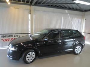 Audi A3 Sportback 1.6 TDI Attraction 102 gram Airco Cruise Radio-cd