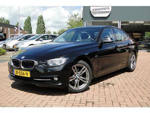 BMW 3-serie 318i Sport Aut. NAVI 18` PDC ECC