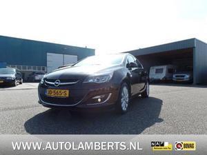 Opel Astra 1.4 Turbo Design Edition 140 PK OPTIE`S 2015