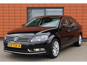 Volkswagen Passat 1.6 TDI HIGHLINE EXECUTIVE SPORT