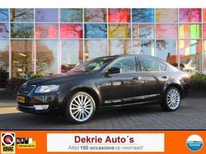 Skoda Octavia 1.6 TDI GREENLINE BUSINESSLINE   NAVI   LEDER   AIRCO-ECC   CRUISE CONTR.   PRIVACY GLAS   *APK TOT