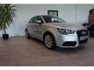 Audi A1 1.2 TFSI 86 PK CONNECT Hatchback LM velgen   MMi navigatie   Bluetooth telefoon Stoelen in hoogte ve