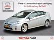 Toyota Prius 1.8 DYNAMIC HYBRID | Navigatie | Keyless entry | LM-velgen | PDC