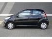 Peugeot 107 1.0 68PK 5D Active   Airco   Parrot