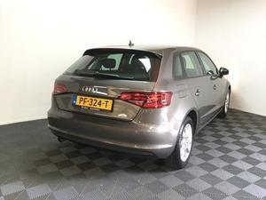 Audi A3 Sportback 1.6 TDI Attraction Pro Line Nw Model, Navigatie, Airco  ECC