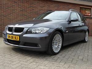 BMW 3-serie Touring 318D EXE `08 Leder Navi Clima Inruil Mogelijk