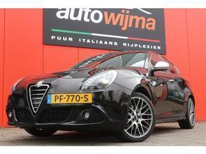 Alfa Romeo Giulietta 2.0 JTDm 170pk Distinctive, Sportpack, Leder, Xenon