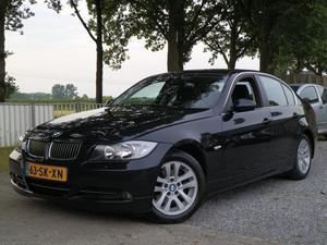 BMW 3-serie 325i EXE ECC LMV