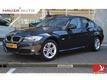 BMW 3-serie 318 BUSINESS LINE 2.0 143PK AUTOMAAT - NAVIGATIE