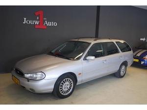 Ford Mondeo Wagon 1.8-16V Ghia Platinum