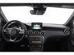 Mercedes-Benz A-klasse 180 AMG LINE Comand Navigatie, Panoramadak, Stoelverwarming, Keyless-GO Automaat