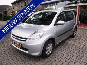 Subaru Justy 1.0 COMFORT dealer onderhouden! airco! 5 deurs! hoge zit instap!