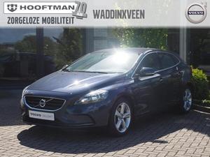 Volvo V40 T3 MOMENTUM 17INCH NAVI BLUETOOTH PARK ASSIST