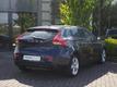 Volvo V40 T3 MOMENTUM 17INCH NAVI BLUETOOTH PARK ASSIST