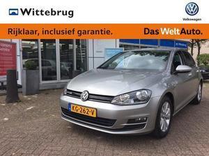 Volkswagen Golf 1.0 TSI CONNECTED SERIES 116 PK