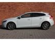 Volvo V40 D4 MOMENTUM BUSINESS