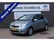 Toyota Yaris 1.3 VVTI Dynamic Lichtmetalen velgen-Dakspoiler