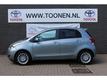 Toyota Yaris 1.3 VVTI Dynamic Lichtmetalen velgen-Dakspoiler