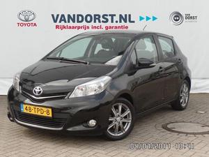 Toyota Yaris 1.3 5drs Dynamic | Navi | Climate Control