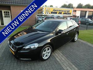 Volvo V40 1.6 D2 Kinetic Trekhaak Navi Airco-Ecc Lmv 6-Bak enz.