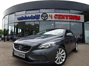 Volvo V40 1.6 D2 Summum, Keyless Go, Leder, Xenon, Camera, LED, Navigatie, 17 Inch Lm Velgen