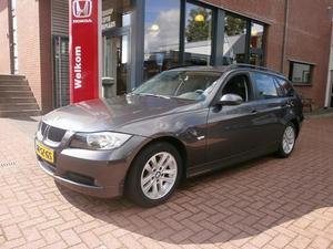 BMW 3-serie 318i 129 Pk Touring Executive