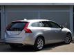 Volvo V60 150pk T3 Momentum  NAV. Climate PDC 17``LMV