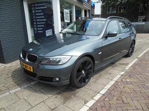 BMW 3-serie Touring Touring 318i BNS Navigatie Parkeerhulp Trekhaak