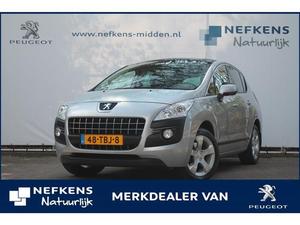 Peugeot 3008 Active 1.6 Turbo 156 pk met panoramadak en navigatie