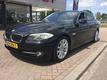 BMW 5-serie 528I HIGH EXECUTIVE SPORTAUT8 HEAD-UP COMF.ZETELS TREKHAAK NAVI 18`