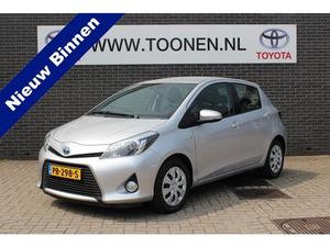 Toyota Yaris 1.5 Hybrid Aspiration Navigatie-Parkeercamera