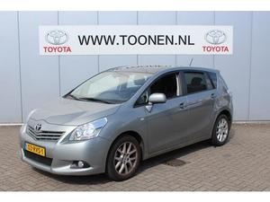 Toyota Verso 1.8 VVT-I DYNAMIC BUSINESS Navigatie, Trekhaak, Panoramadak