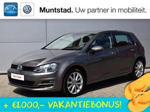 Volkswagen Golf 2.0 TDI 150 pk 5 deurs BUSINESS EDITION Navigatie PDC 17 inch LM velgen