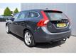 Volvo V60 1.6 T3 MOMENTUM