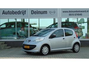 Peugeot 107 1.0-12V XR 5 deurs Stuurbekr, Trekhaak, Radio CD