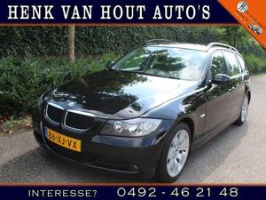 BMW 3-serie Touring 318I BUSINESS LINE