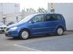 Volkswagen Touran 2.0 TDI HIGHLINE NAVI 7P CLIMA PDC 282DKM